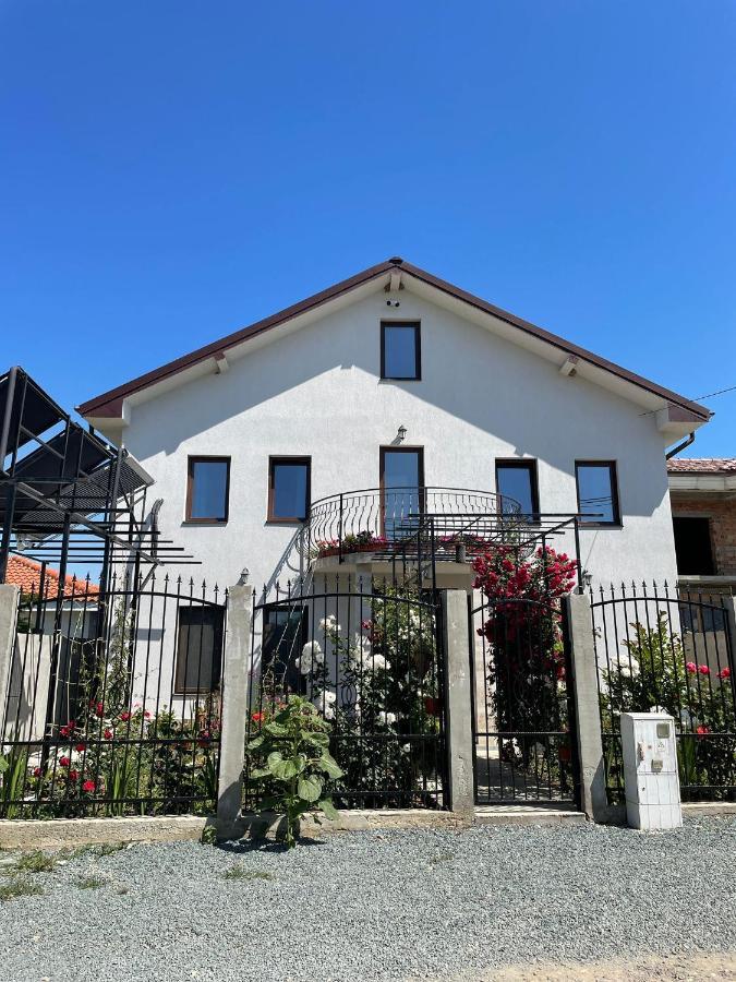 Albdevara Mar Srl Vama Veche Exteriér fotografie